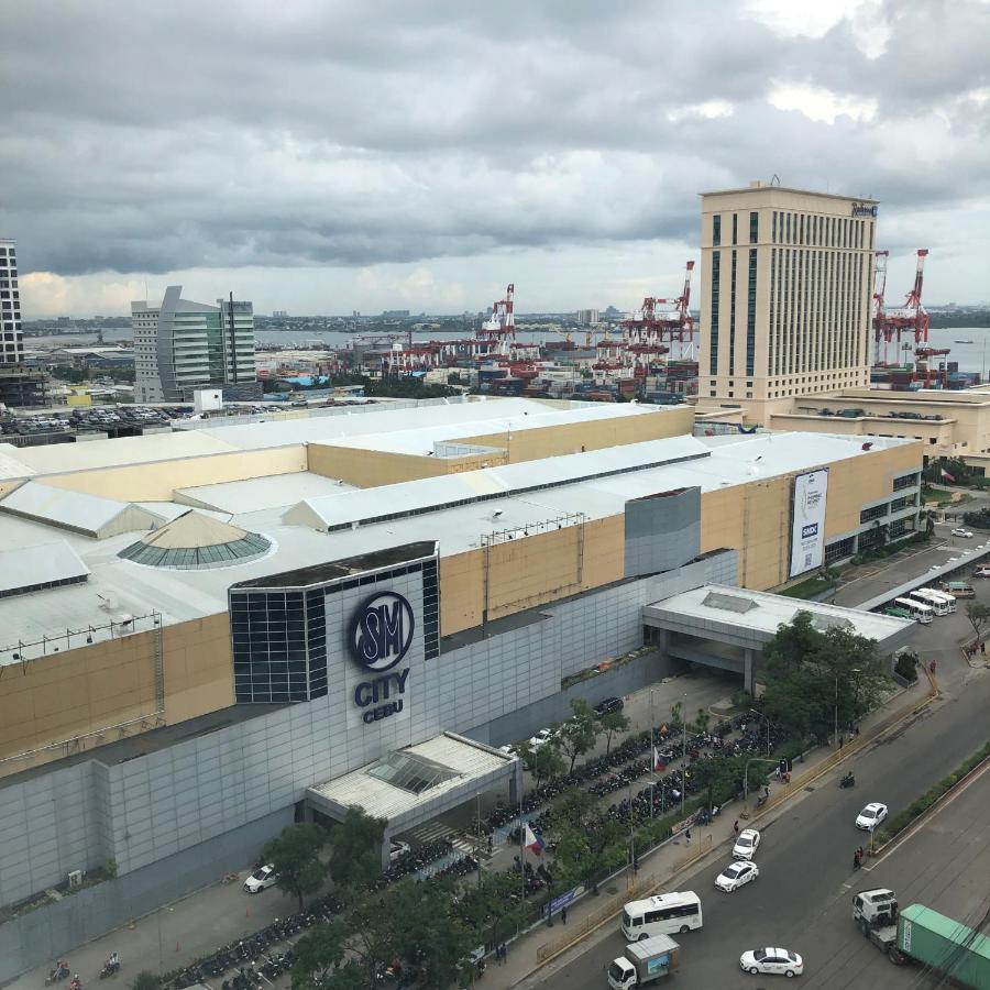 Sunvida Tower Residences Infront Of Sm City Cebu Екстер'єр фото